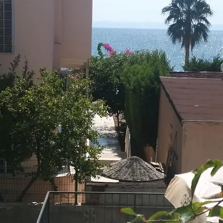 빌라 Seafront In Urkmez